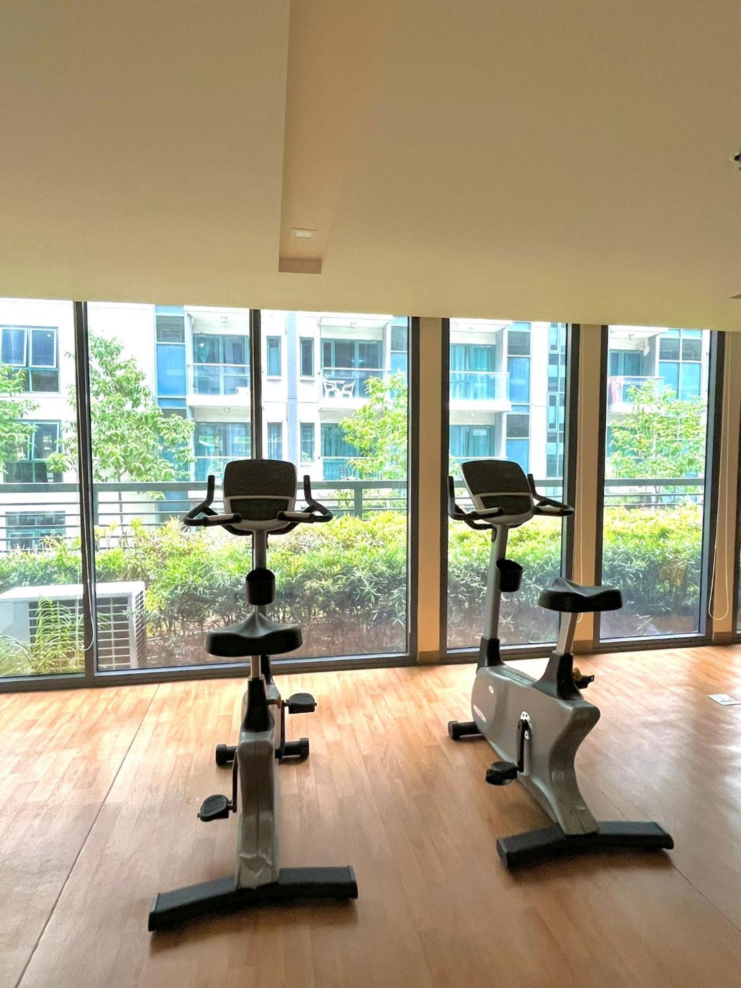 Studio At 81 Newport Boulevard Near Naia With Free Access To All Amenities Up To 2 Pax Manila Dış mekan fotoğraf